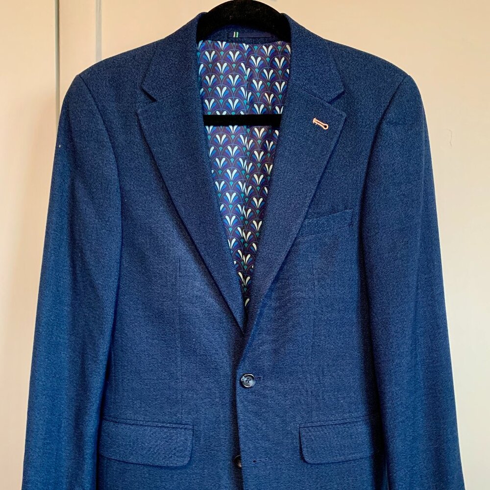 Navy Blazer! Your conference look is here!